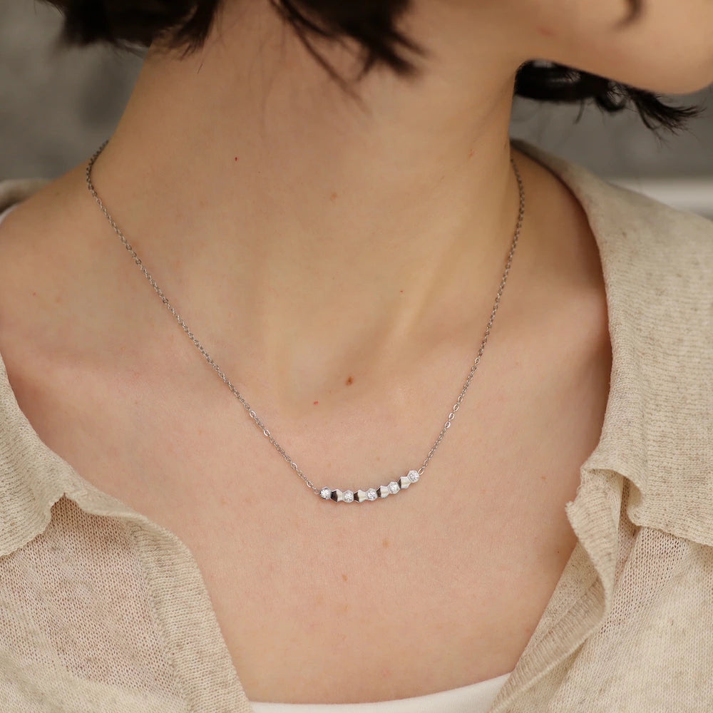 N223 stainless honeycomb line necklace
