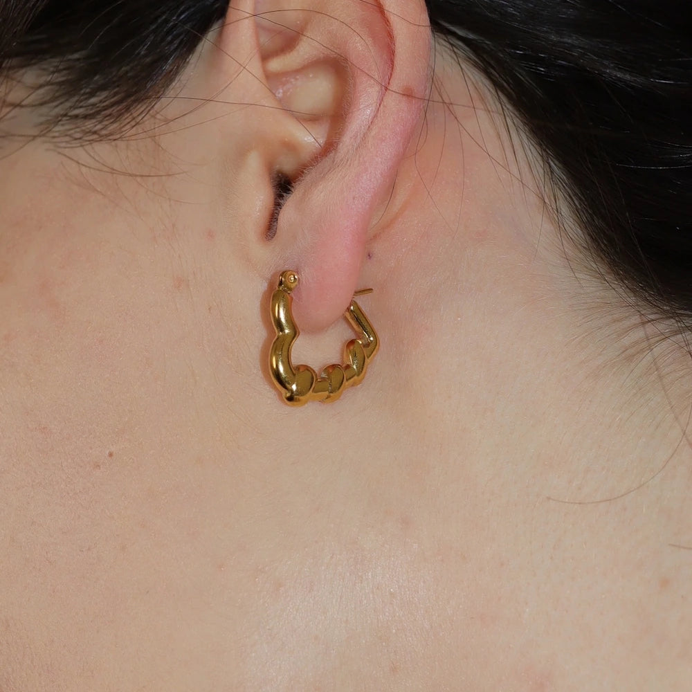 P421 stainless heart design hoop pierce