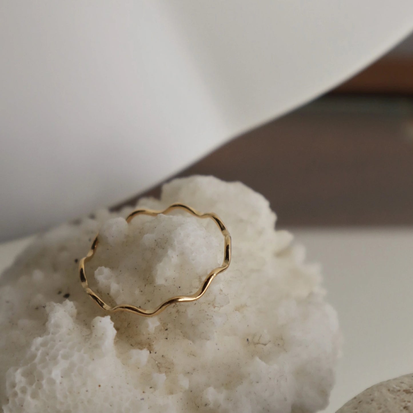 R077 stainless delicate wave ring