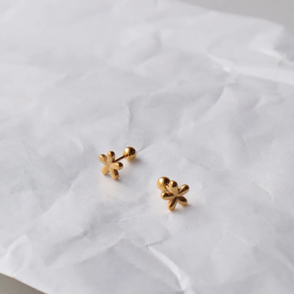 P425 stainless flower screw catch pierce