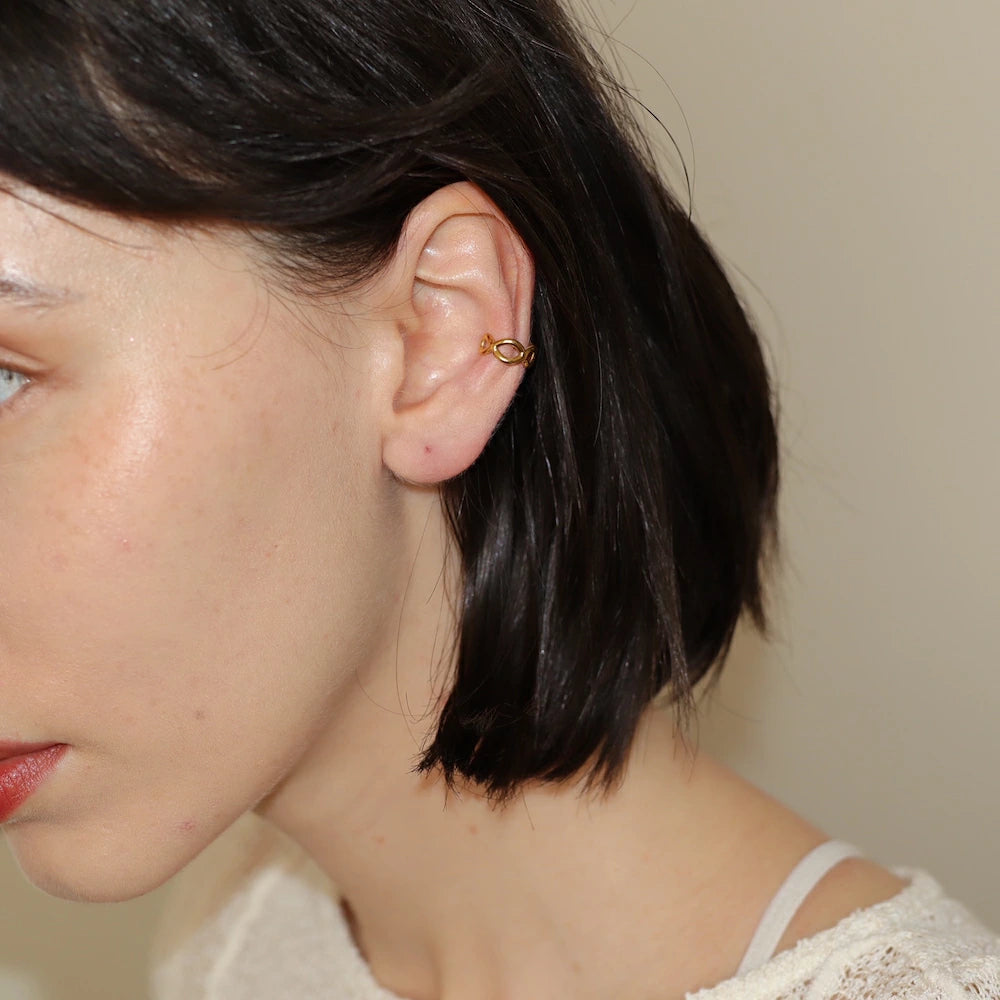 C041 stainless cross line ear cuff