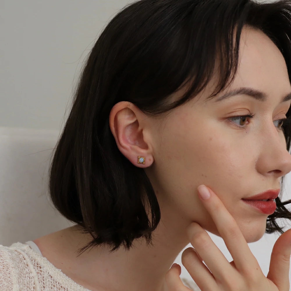 P433 stainless opal unique pierce