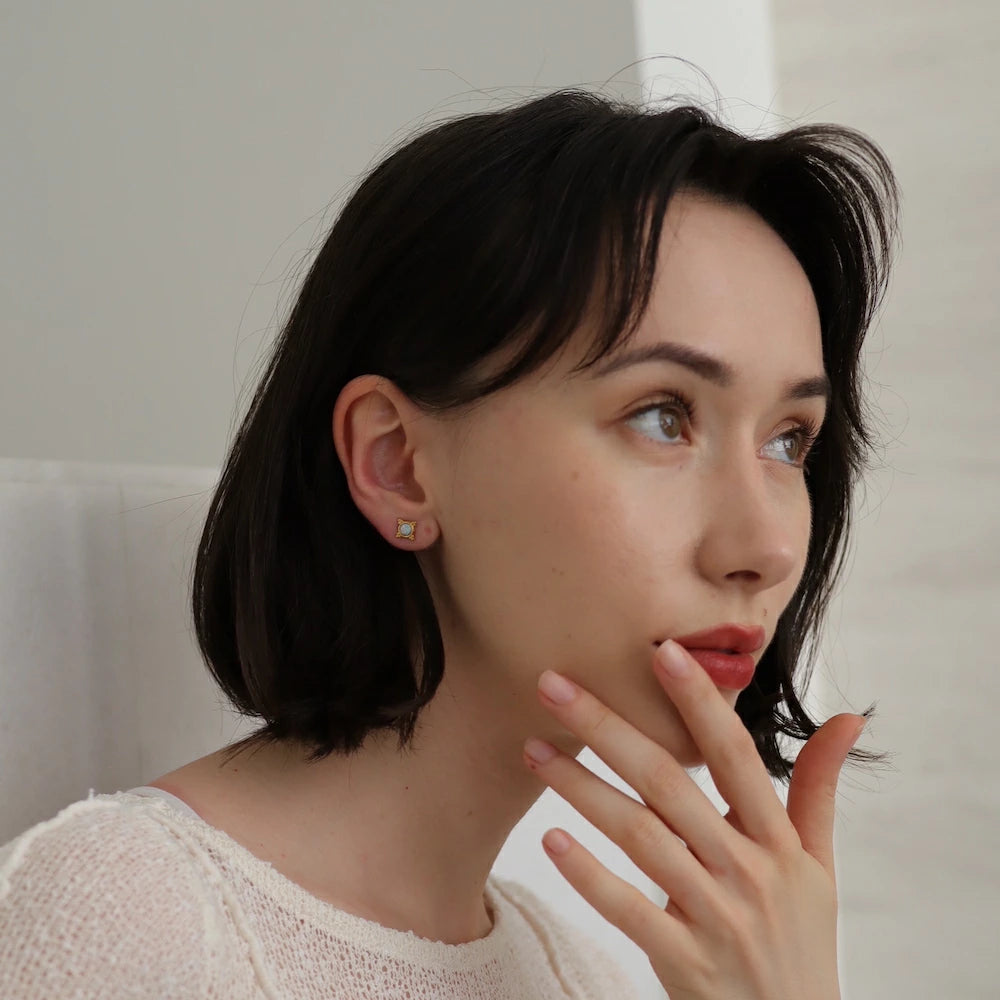 P433 stainless opal unique pierce