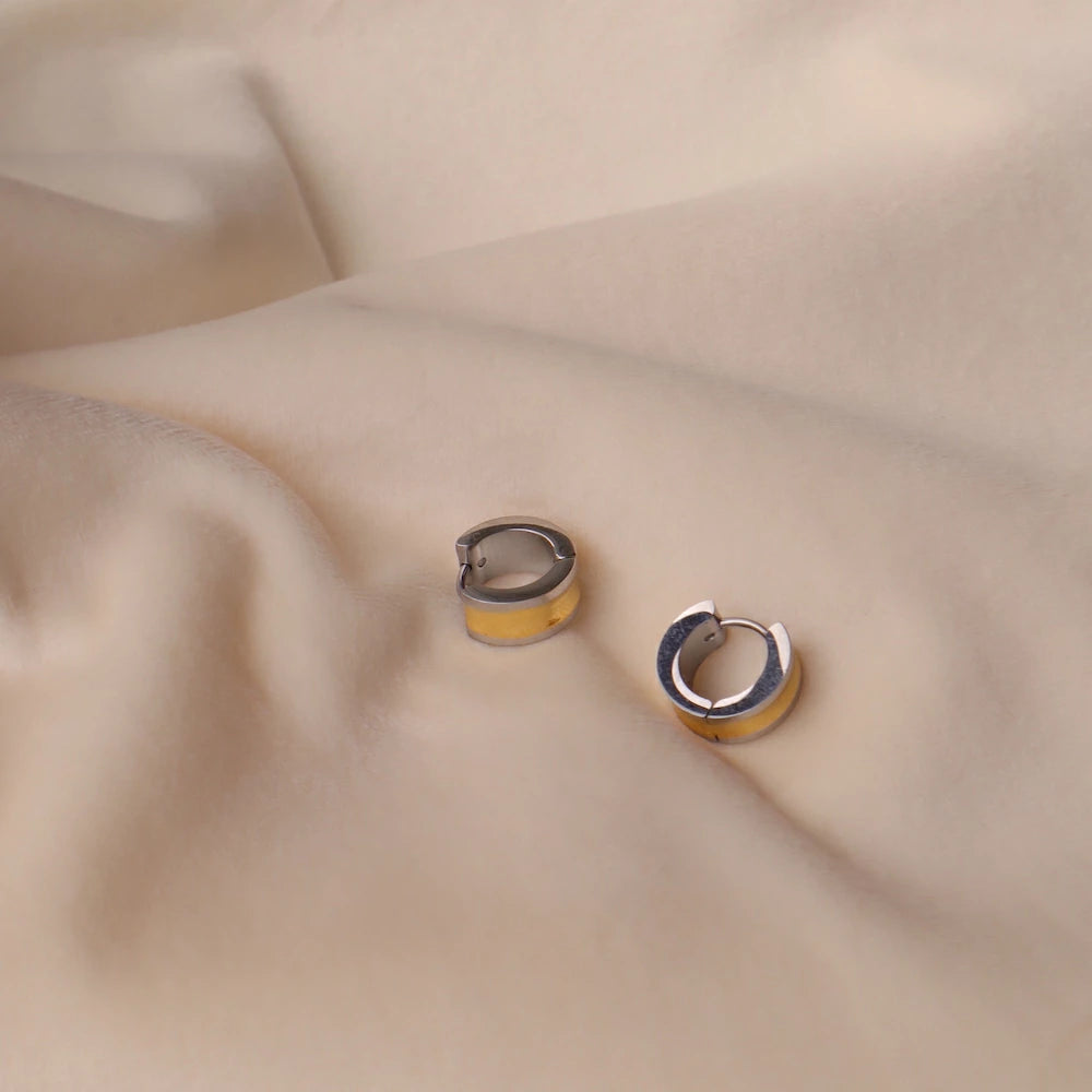 P439 stainless bi-color wide hoop pierce