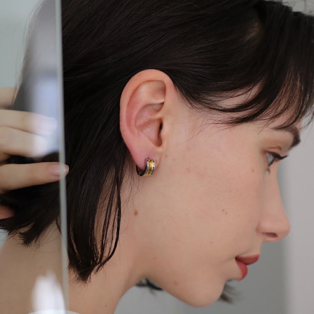 P439 stainless bi-color wide hoop pierce