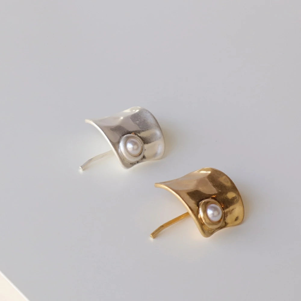 H003 metallic pearl pony hook