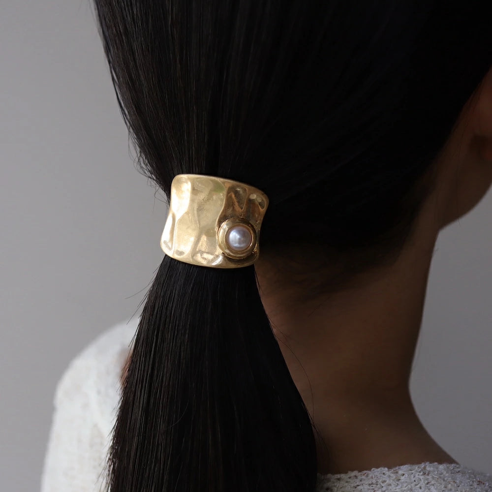 H003 metallic pearl pony hook