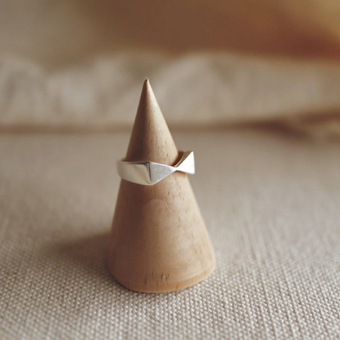 R030 silver925 ribbon design ring