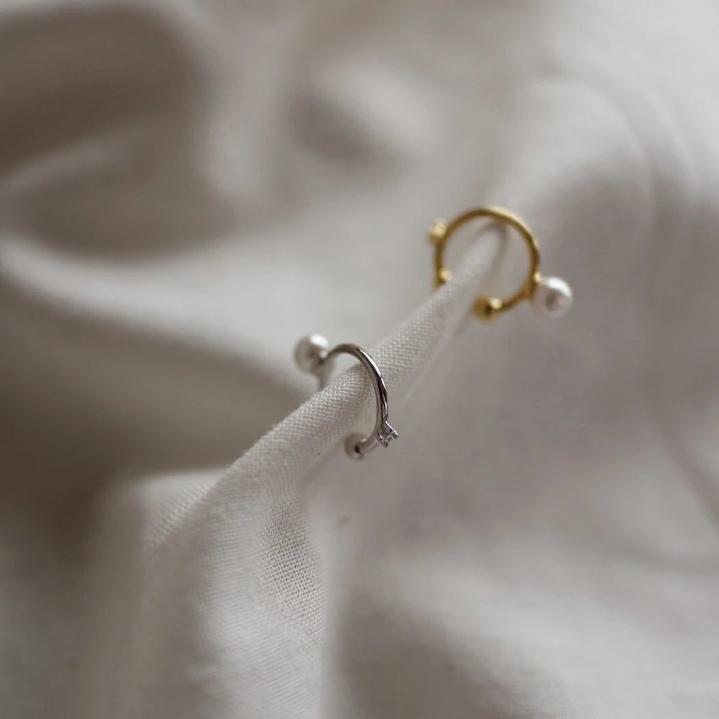 C024 silver925 tow-side pearl earcuff