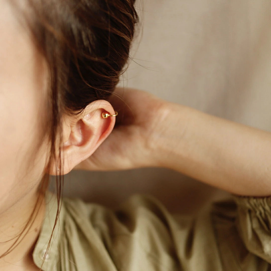 C055 silver925 ball minimum earcuff