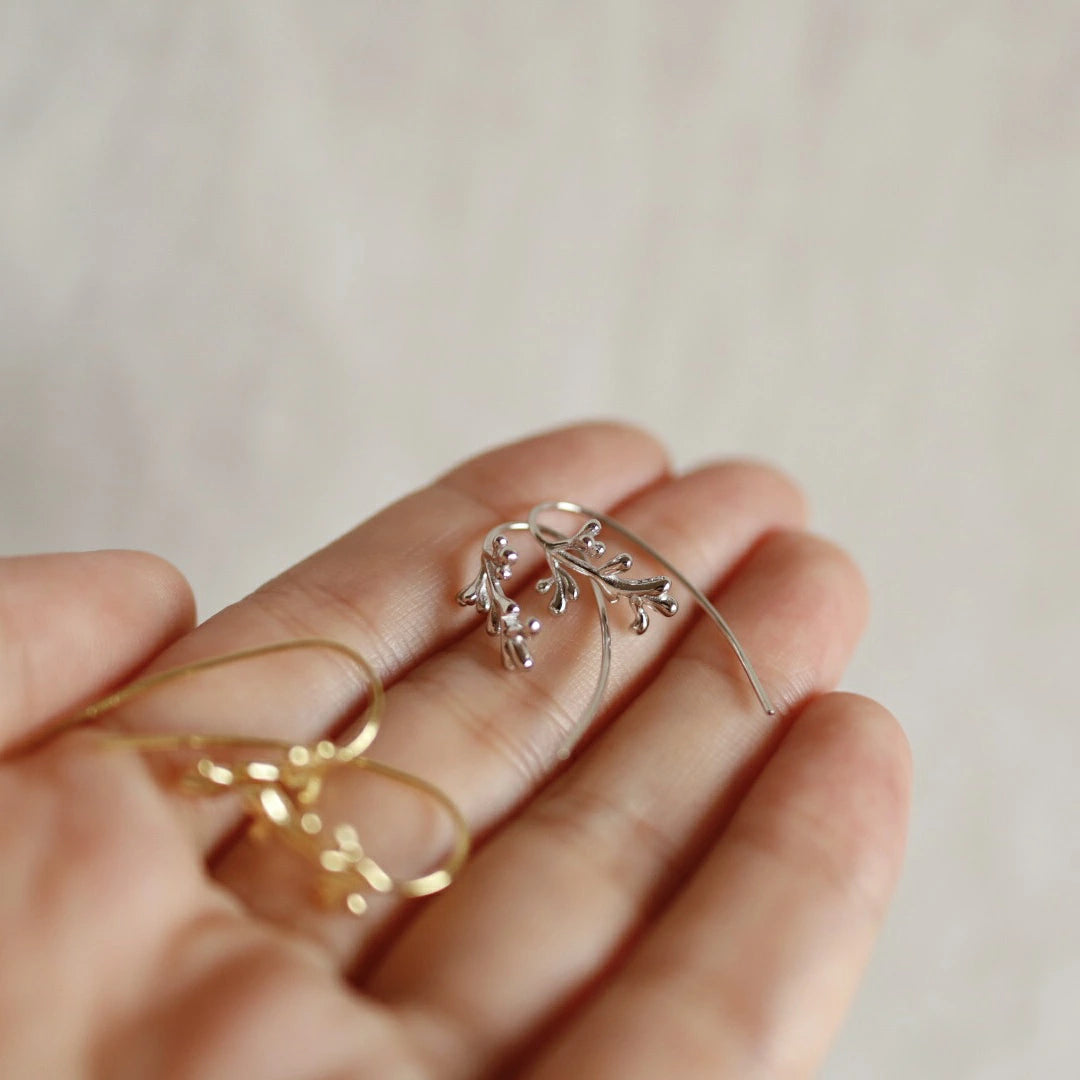 P106 silver925 leaf hook pierce
