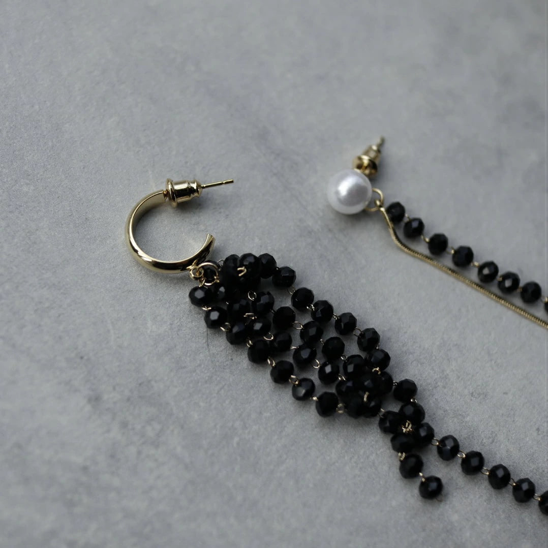 P104 asymmetry beads long pierce
