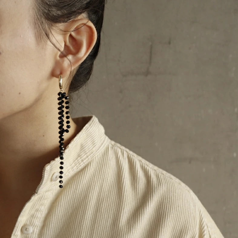 P104 asymmetry beads long pierce