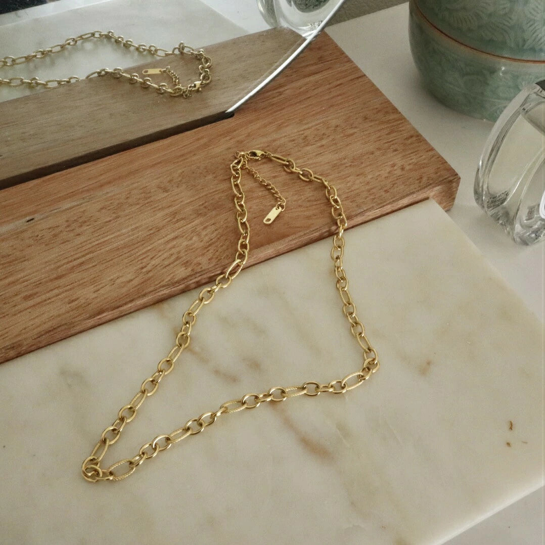 N039 stainless cut cross chain necklace