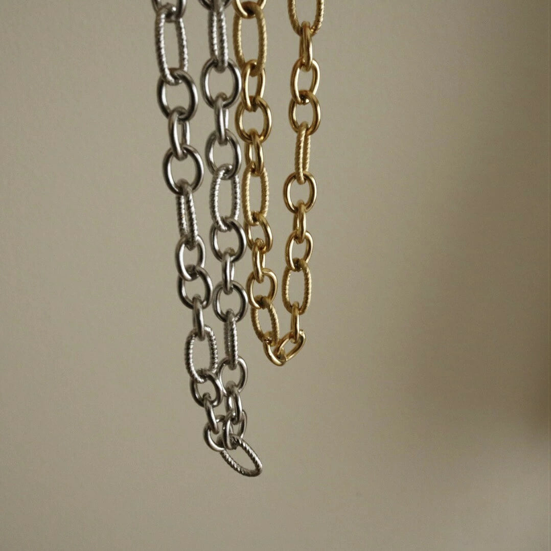 N039 stainless cut cross chain necklace