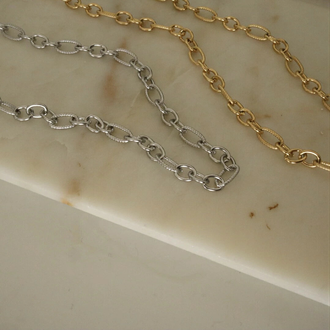 N039 stainless cut cross chain necklace