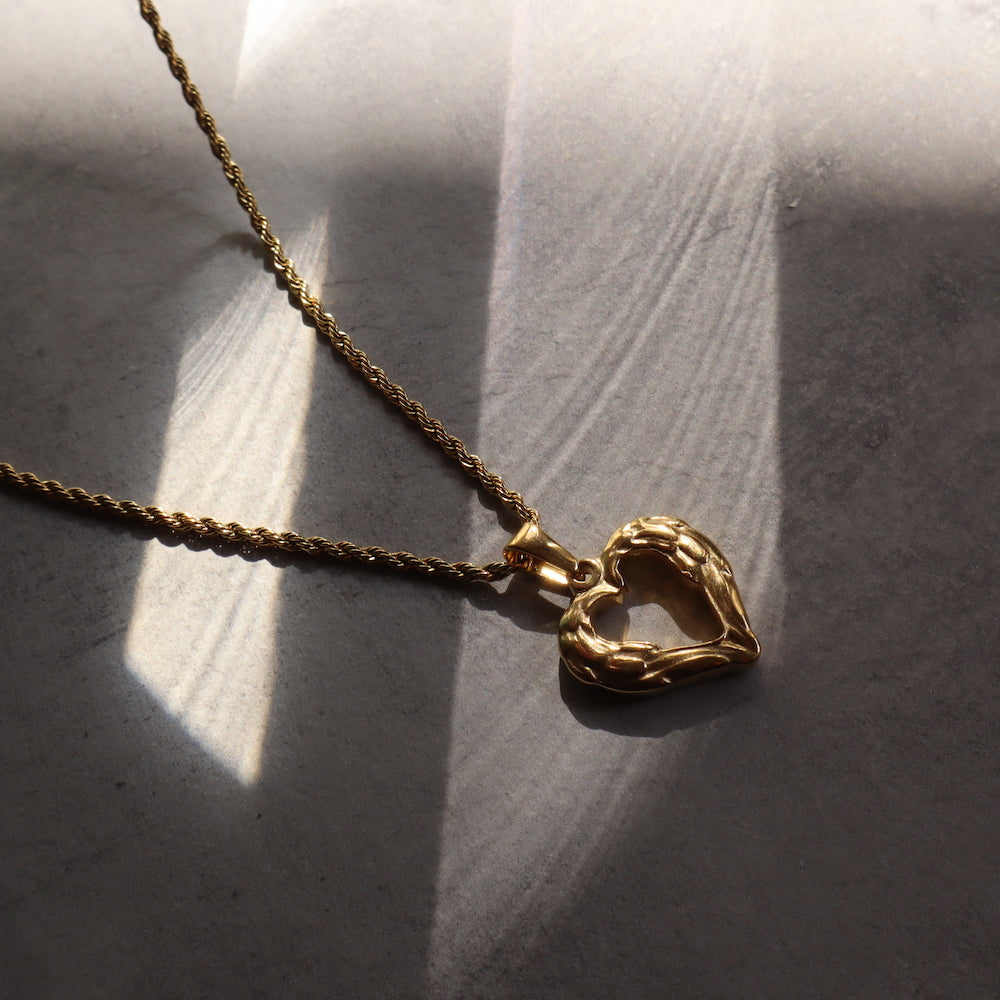 N010 stainless heart long necklace