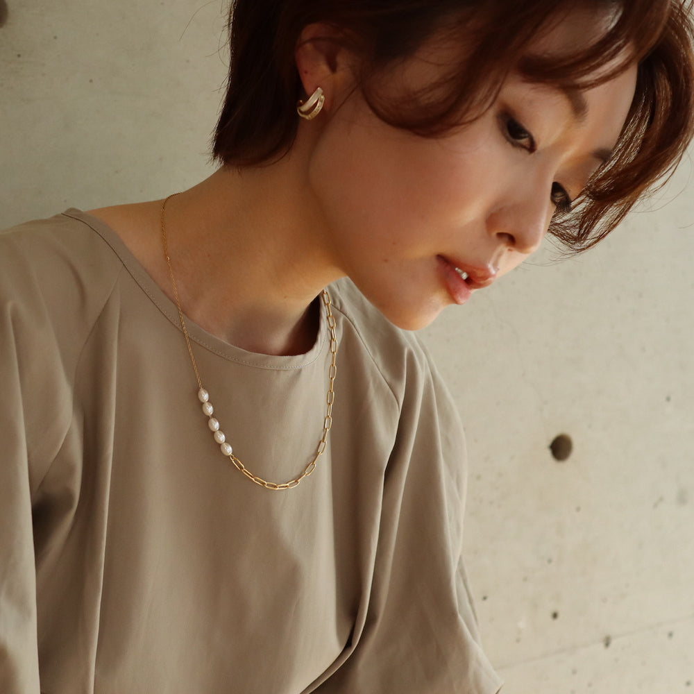 N145 stainless half pearl necklace