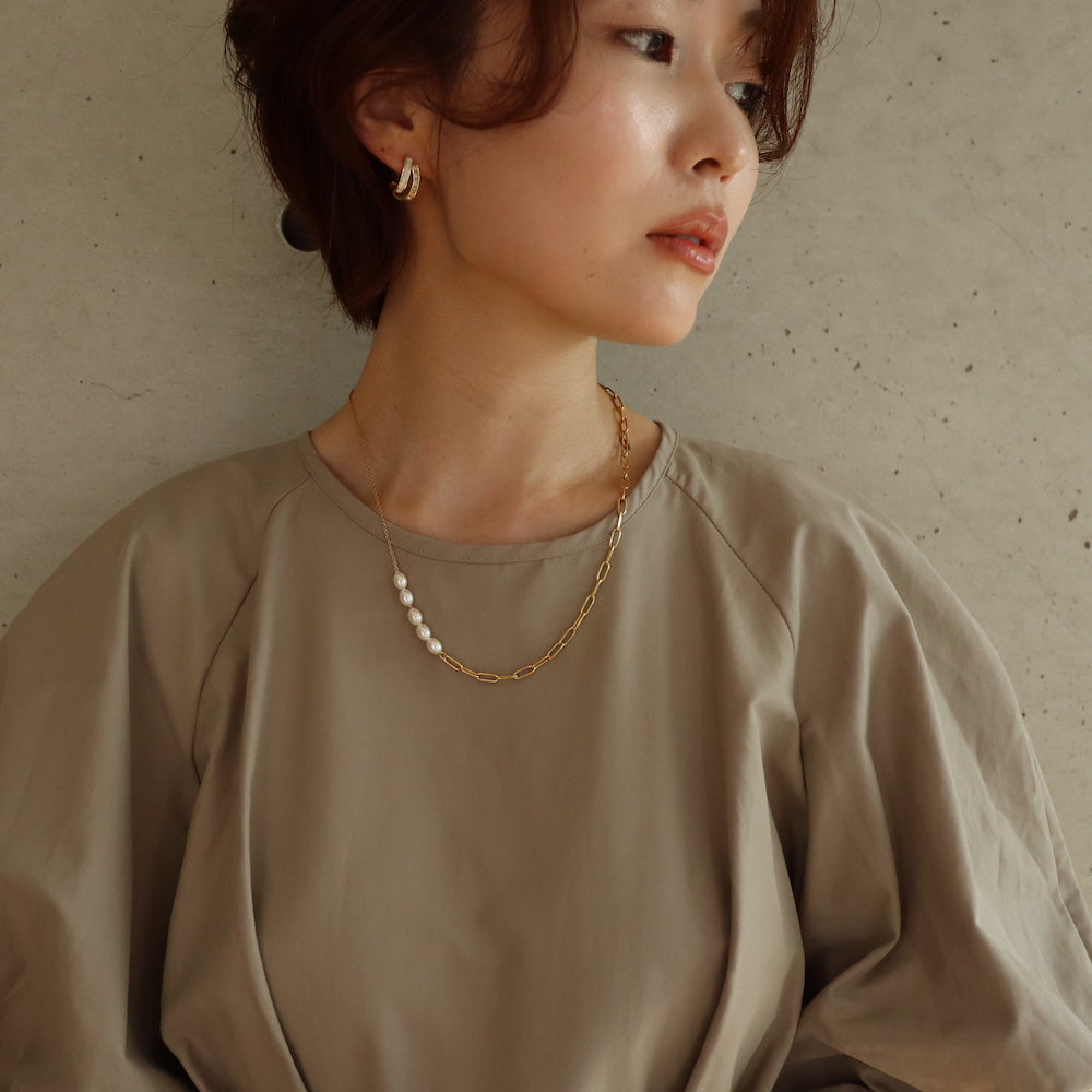 N145 stainless half pearl necklace