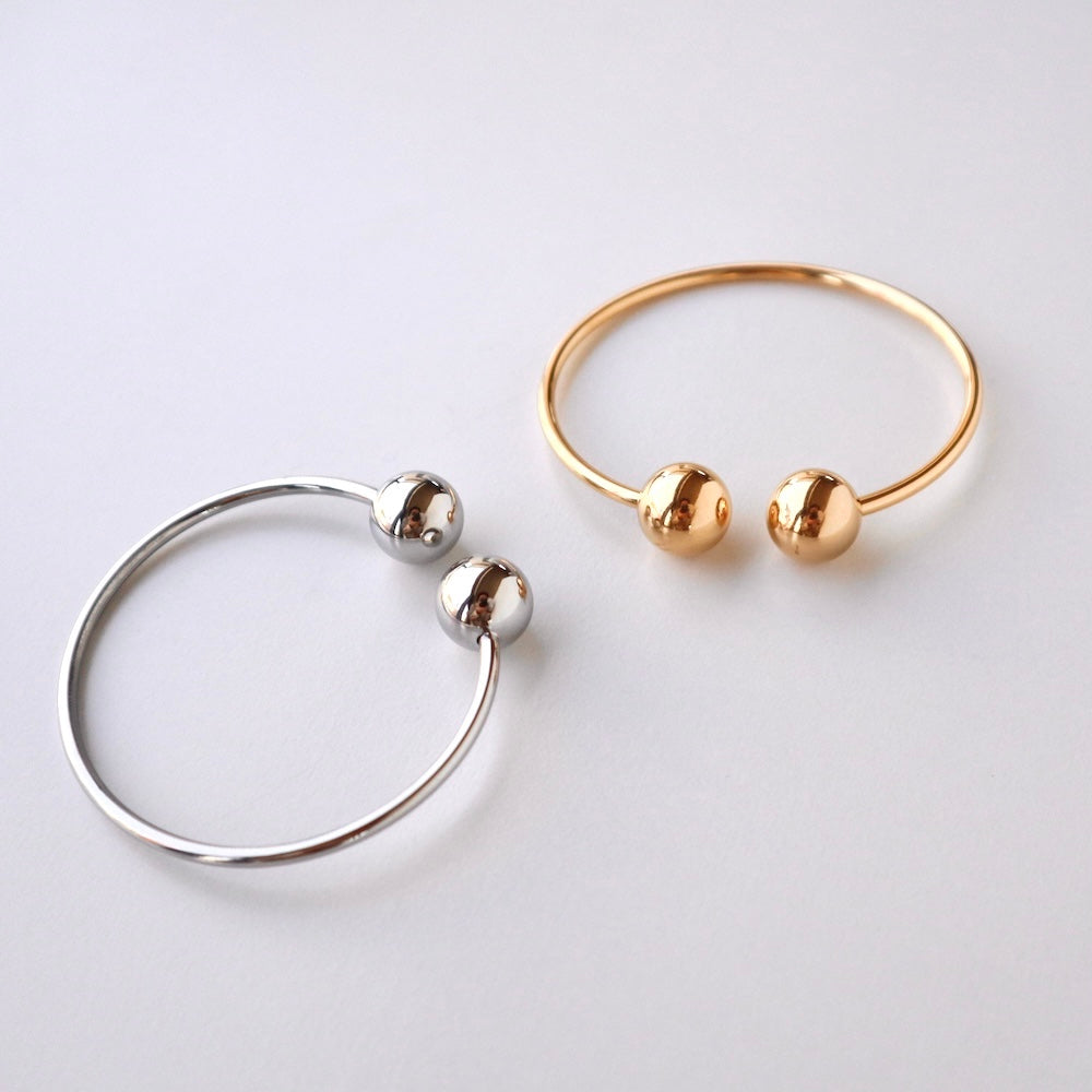 N154 stainless ball bangle