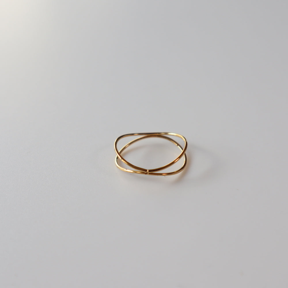 R028 stainless slim cross ring