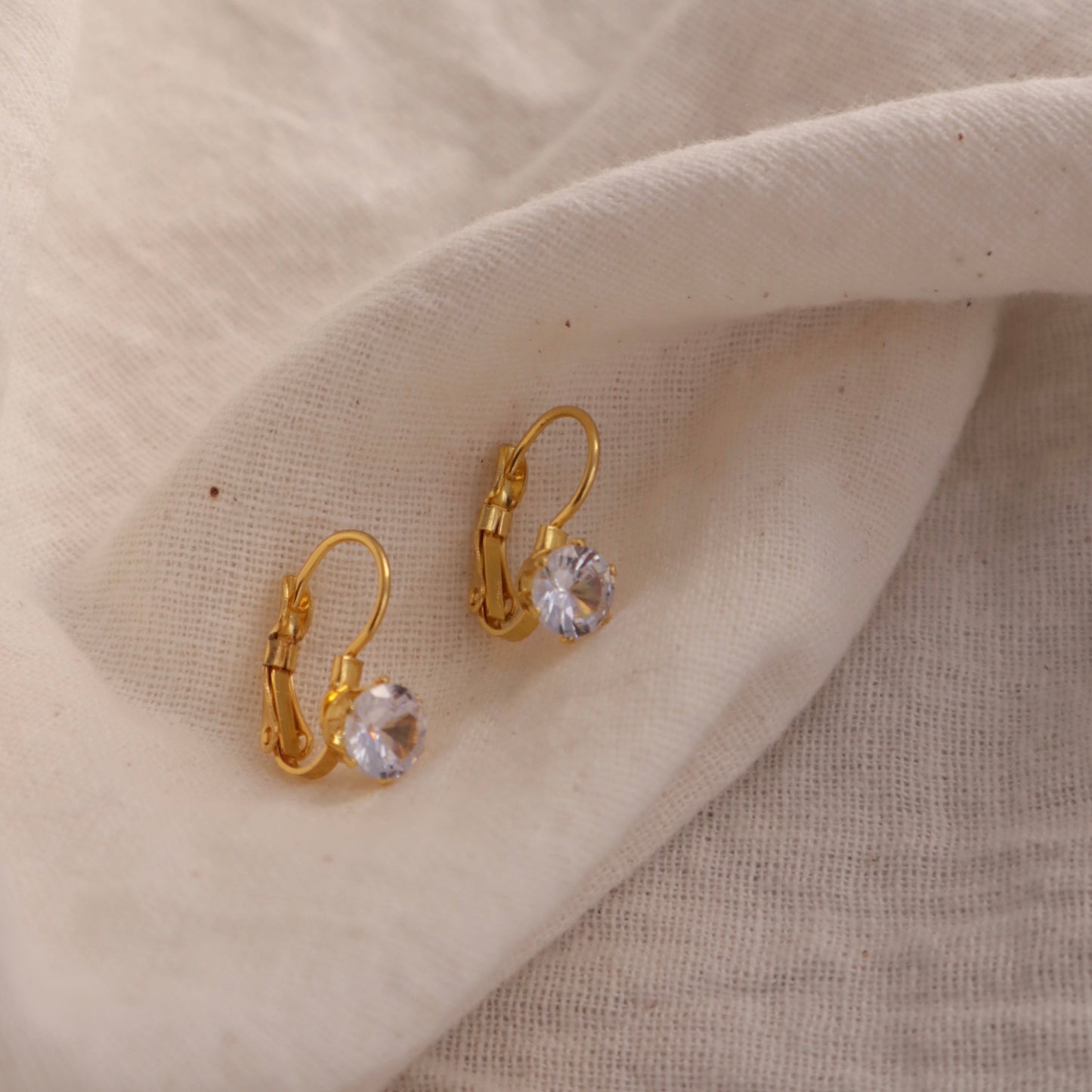 P391 stainless french hook pearl pierce