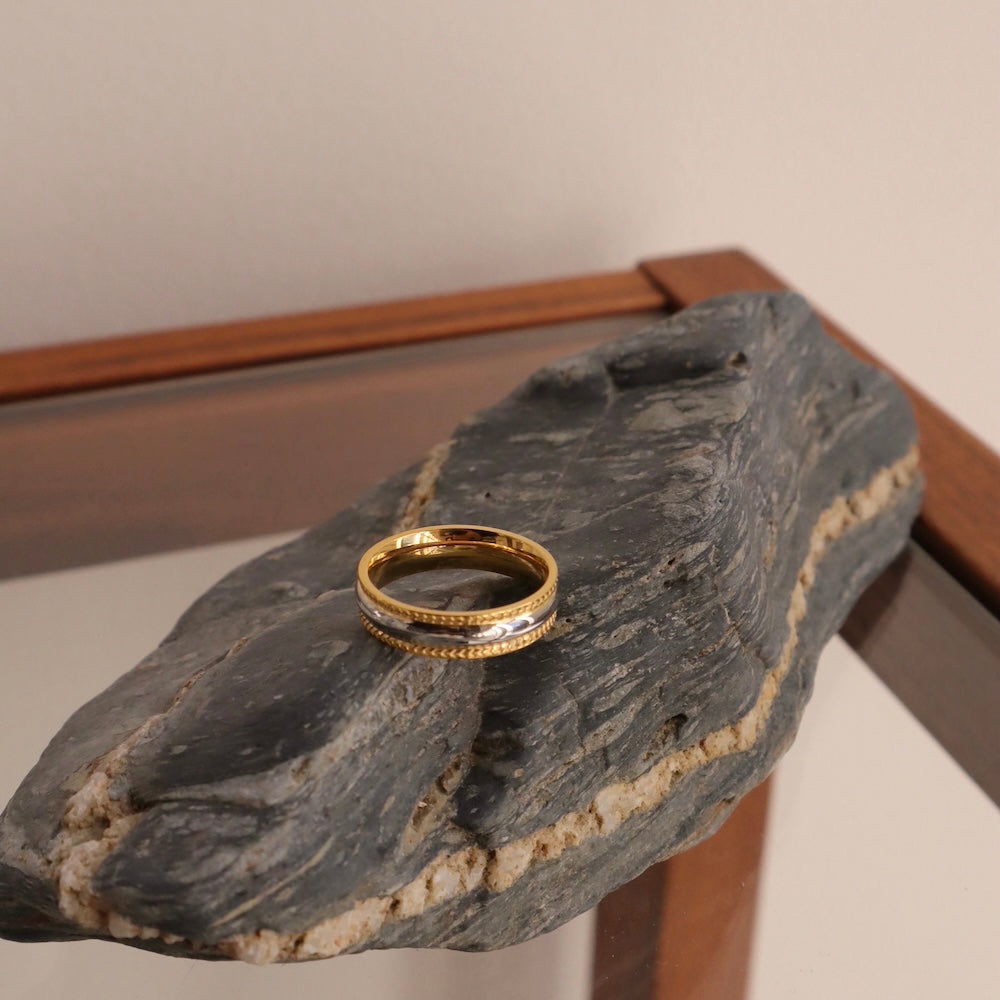 R065 stainless bi-color ring