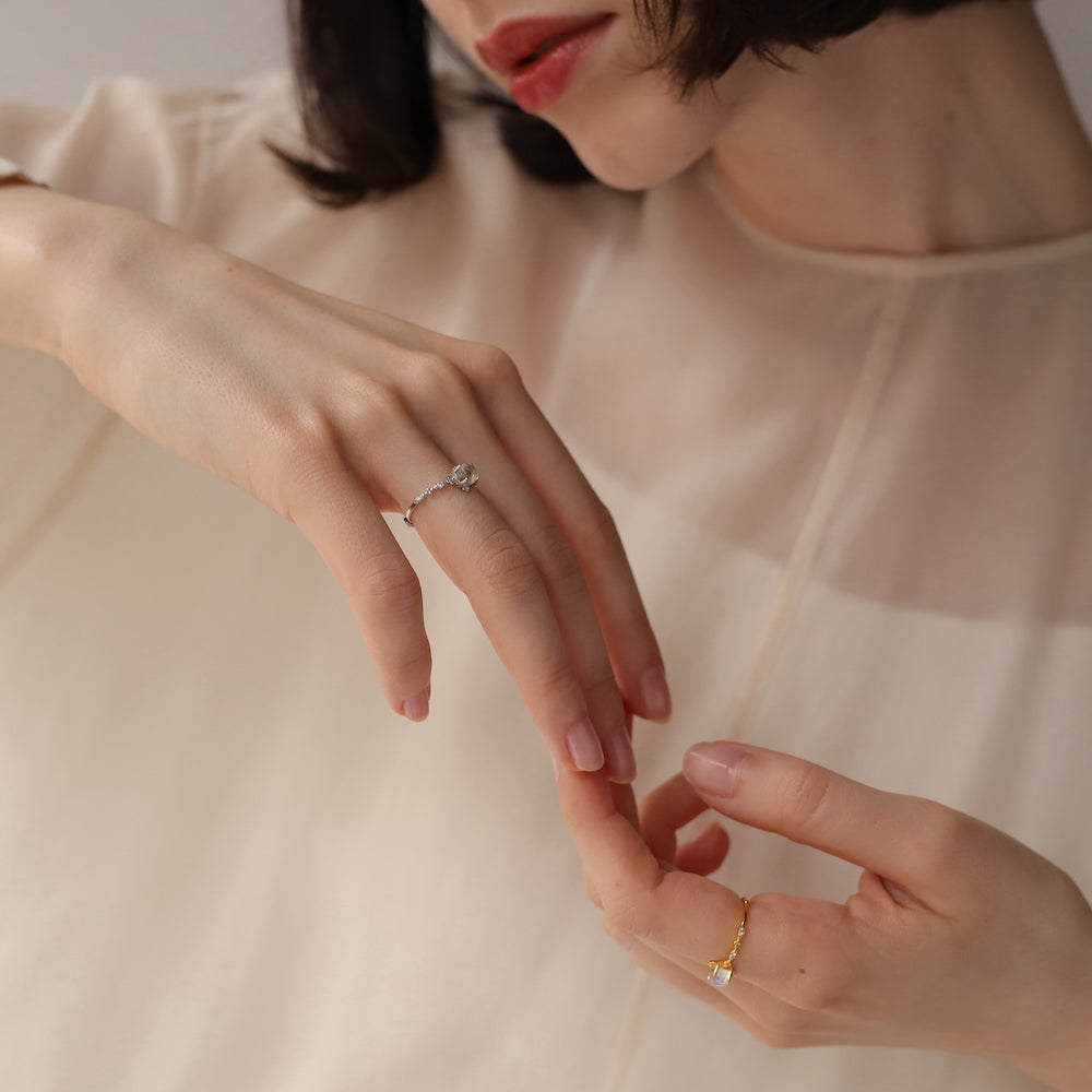 R041 silver925 moon stone ring