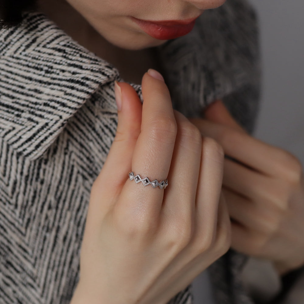 R080 silver925 diamond shaped ring