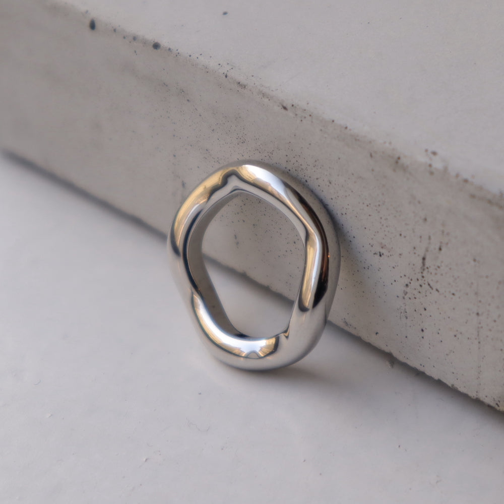 R021 stainless wave ring