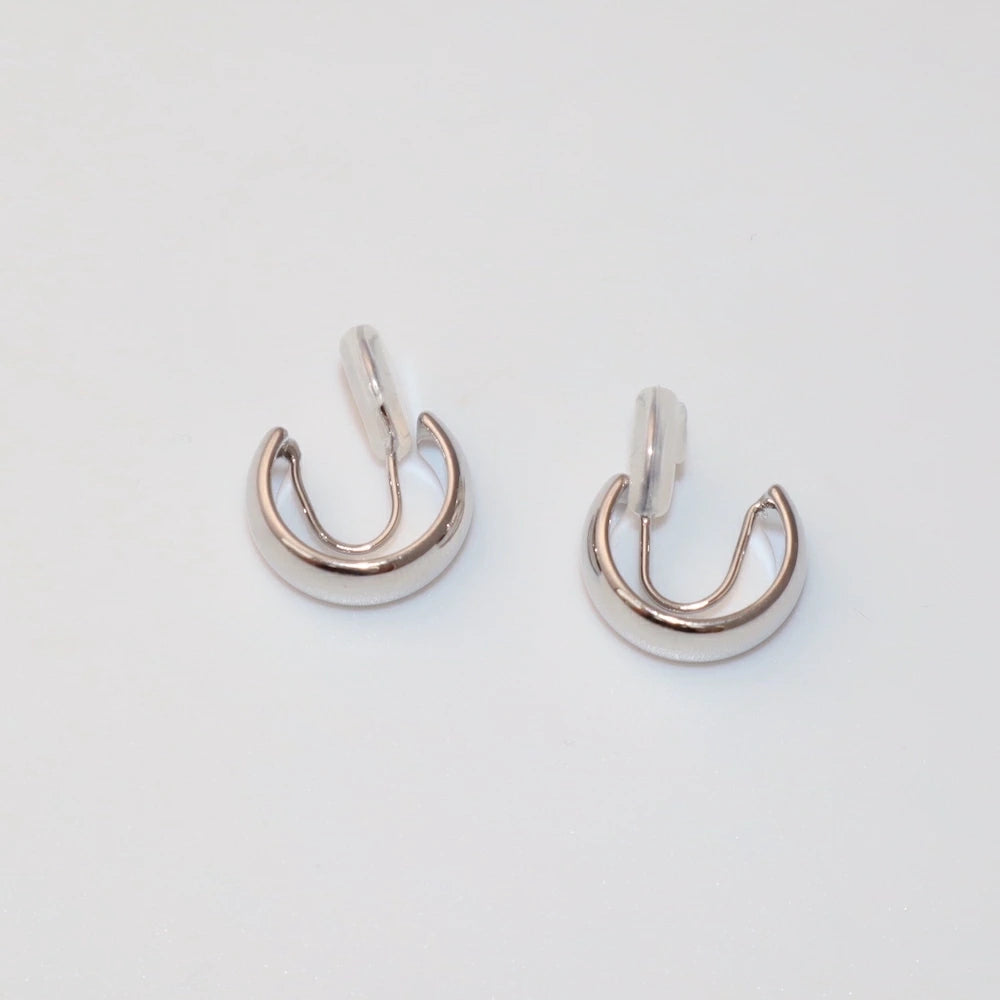 P131 simple hoop earring