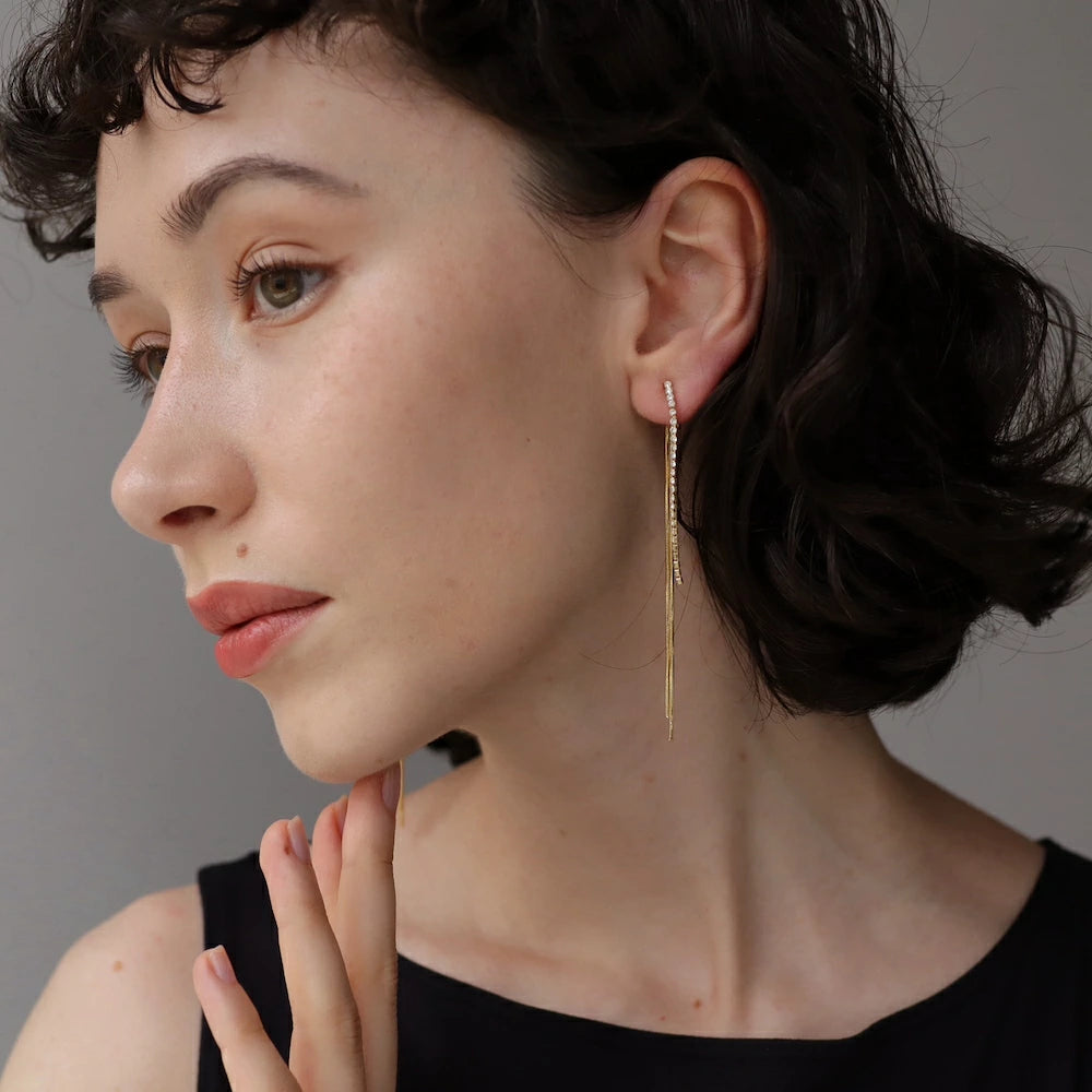P446 long zirconia chain earring