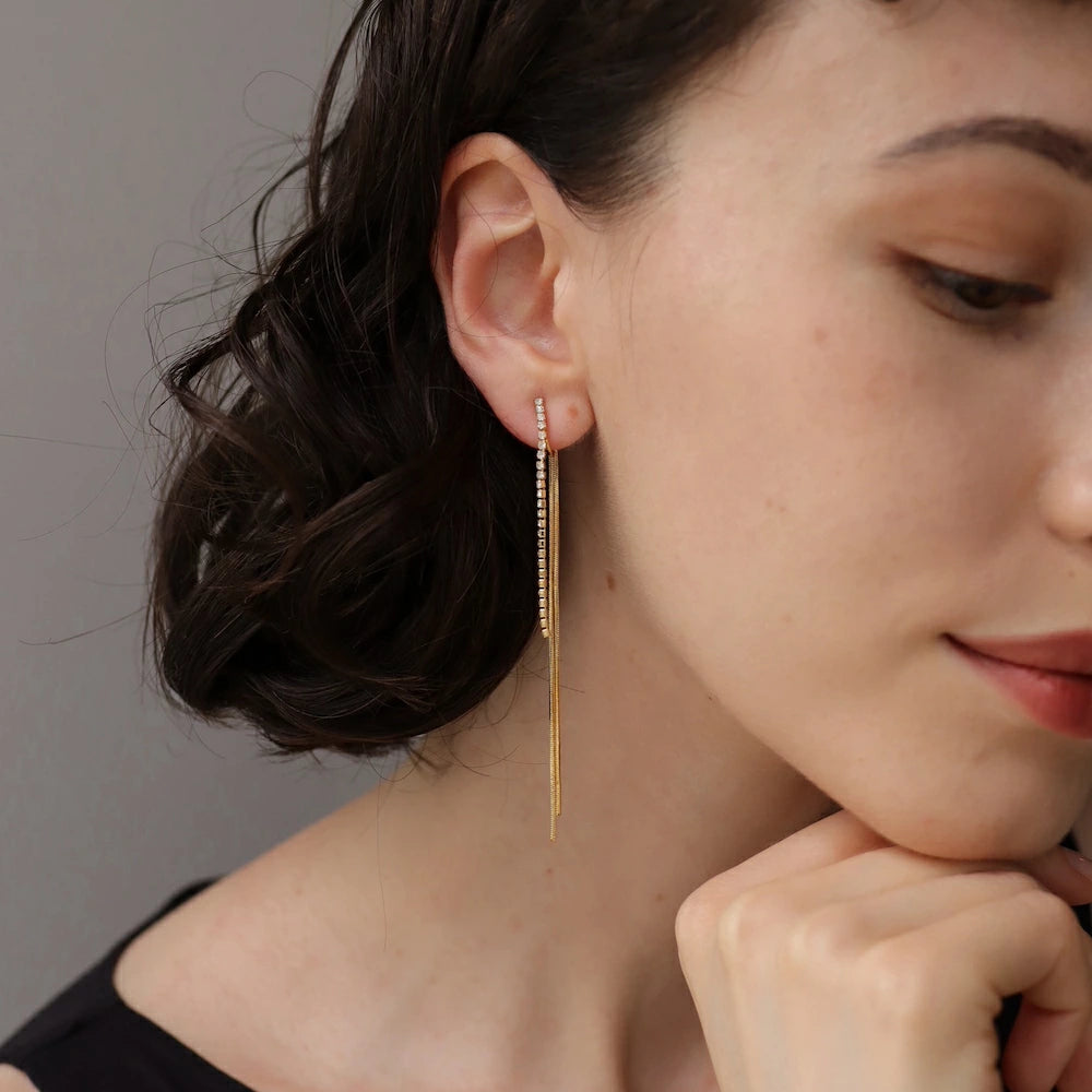 P446 long zirconia chain earring