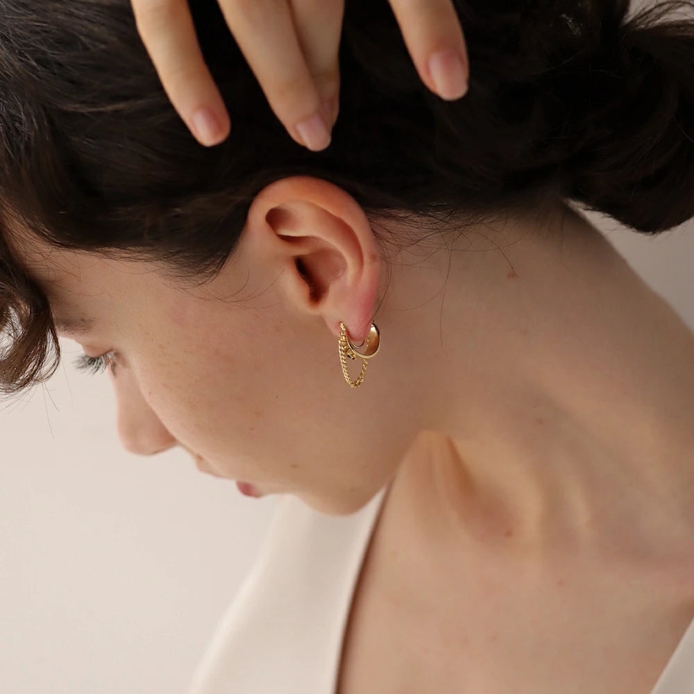 P452 simple chain ring earring