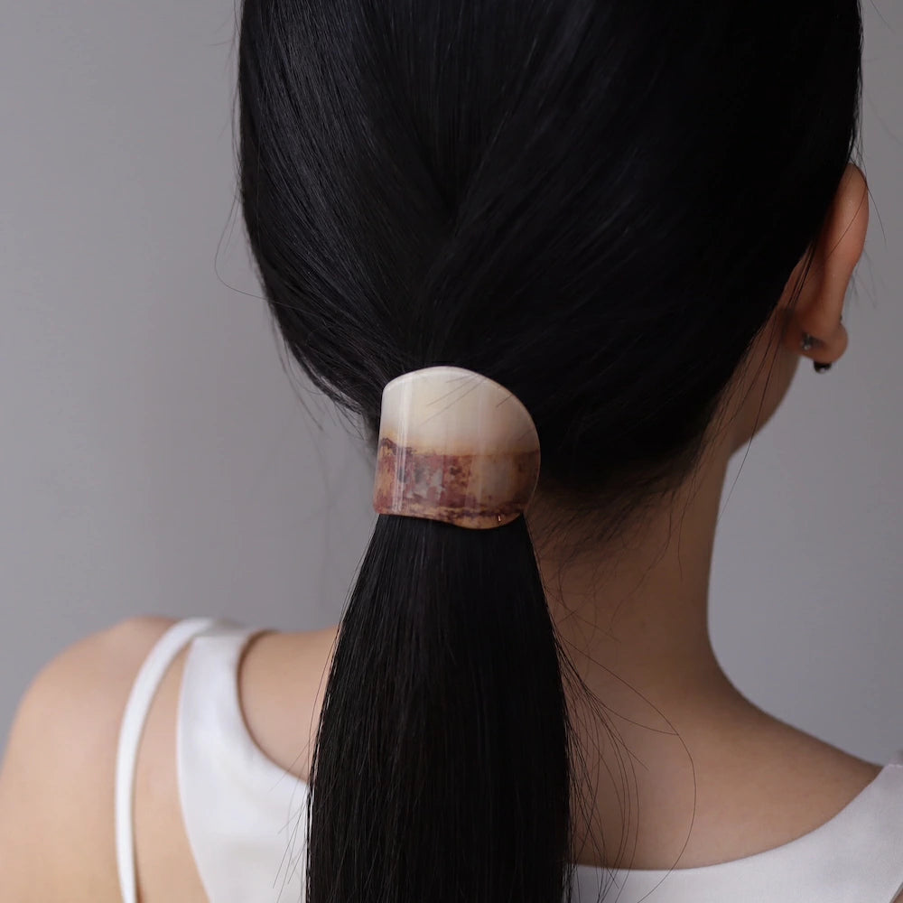 H010 random marble pony hook