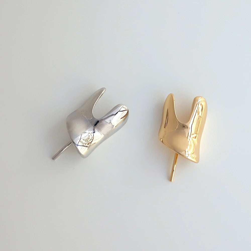 H008 oversized metallic pony hook