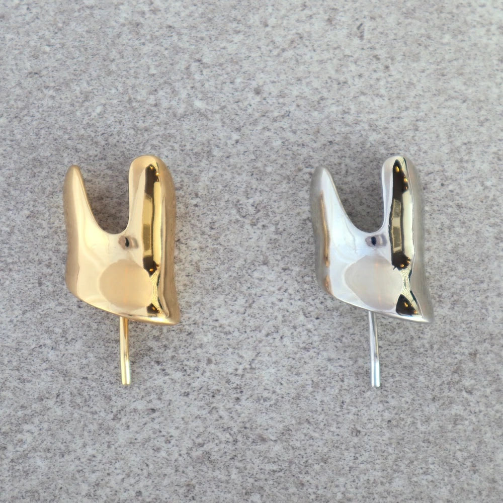 H008 oversized metallic pony hook