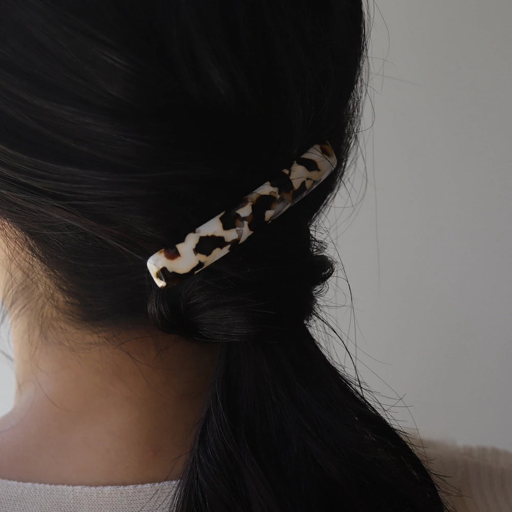 H013 marble two tone valetta