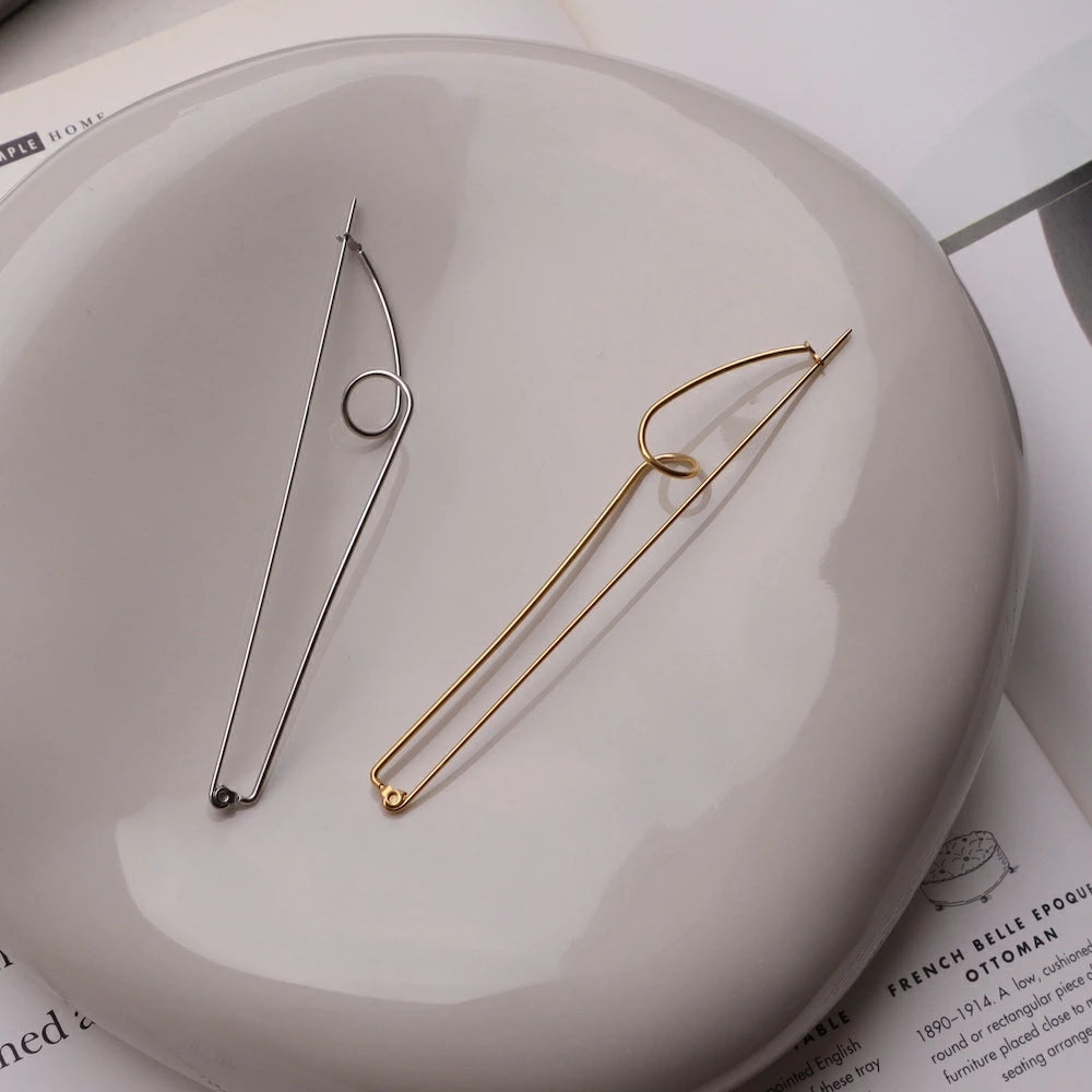 H020 stainless unique delicate brooch