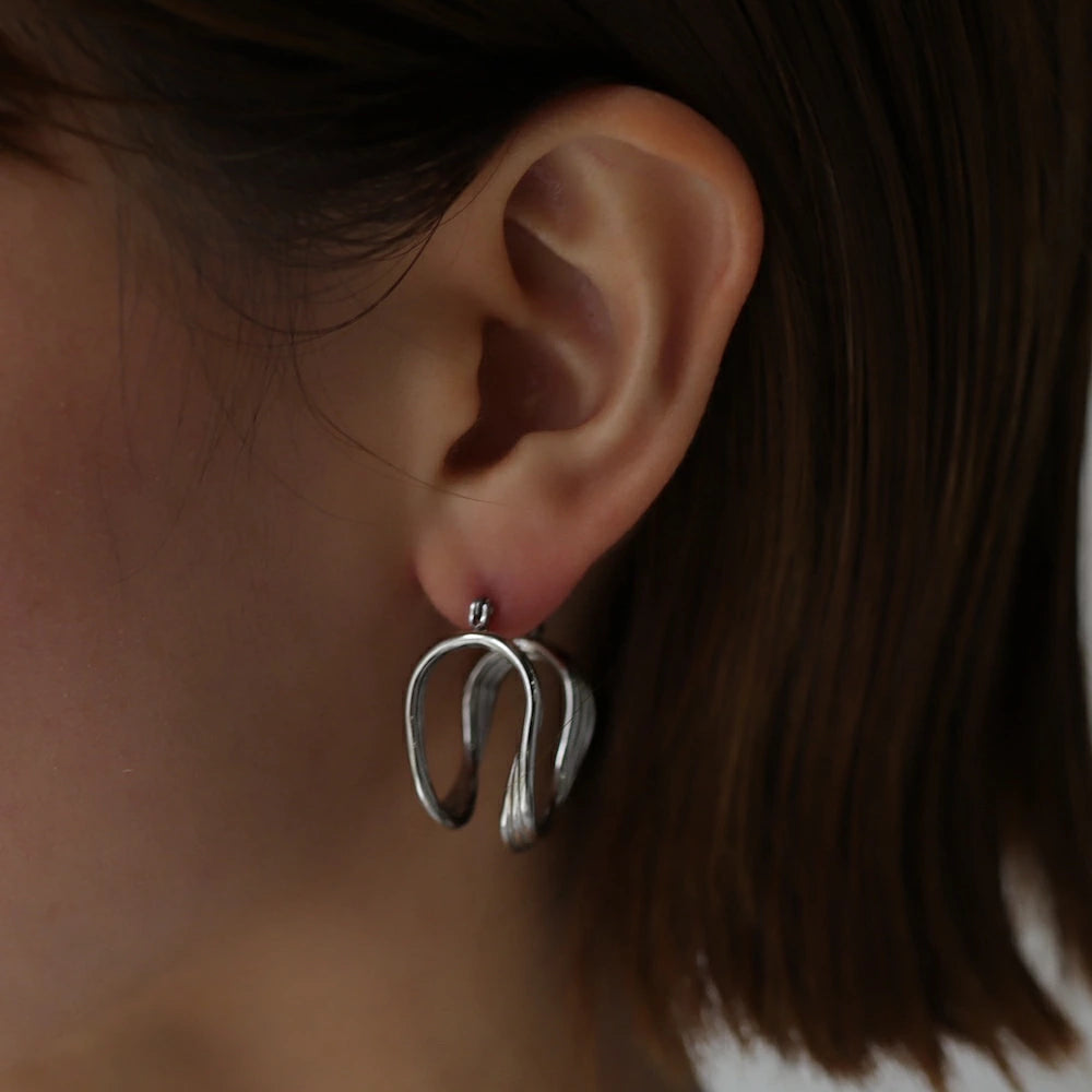 P212 stainless volume metal line hoop pierce