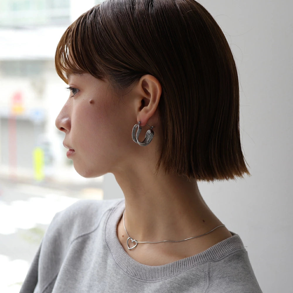 P212 stainless volume metal line hoop pierce