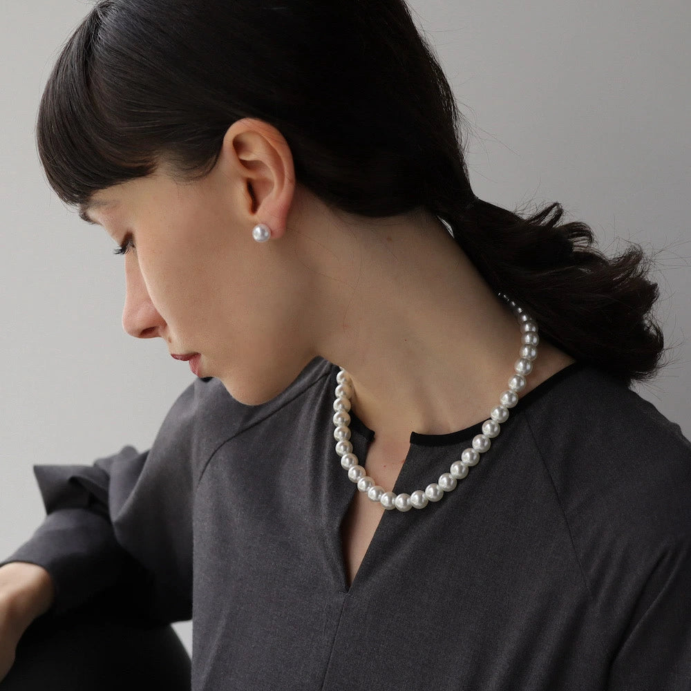 N067 big pearl bees necklace