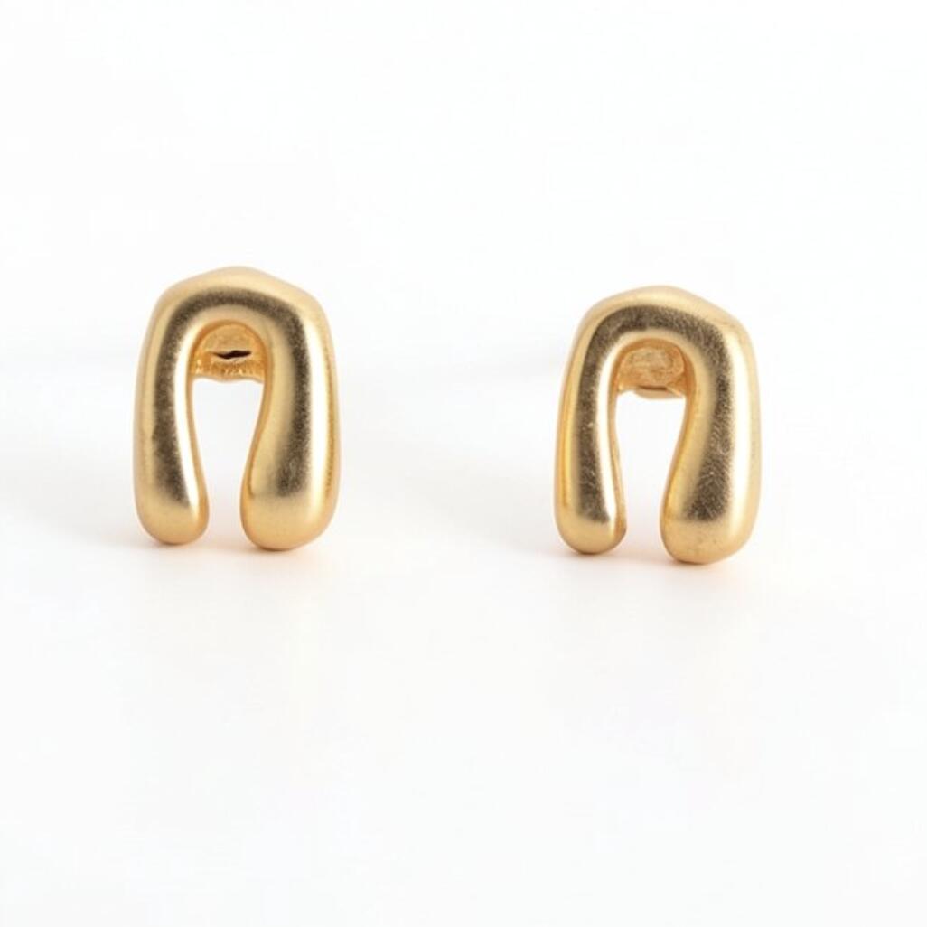 P142 Pierce Earrings U Gold Silver Ladies Hypoallergenic Minimal Elegant Daily Wear Stylish Popular Gift