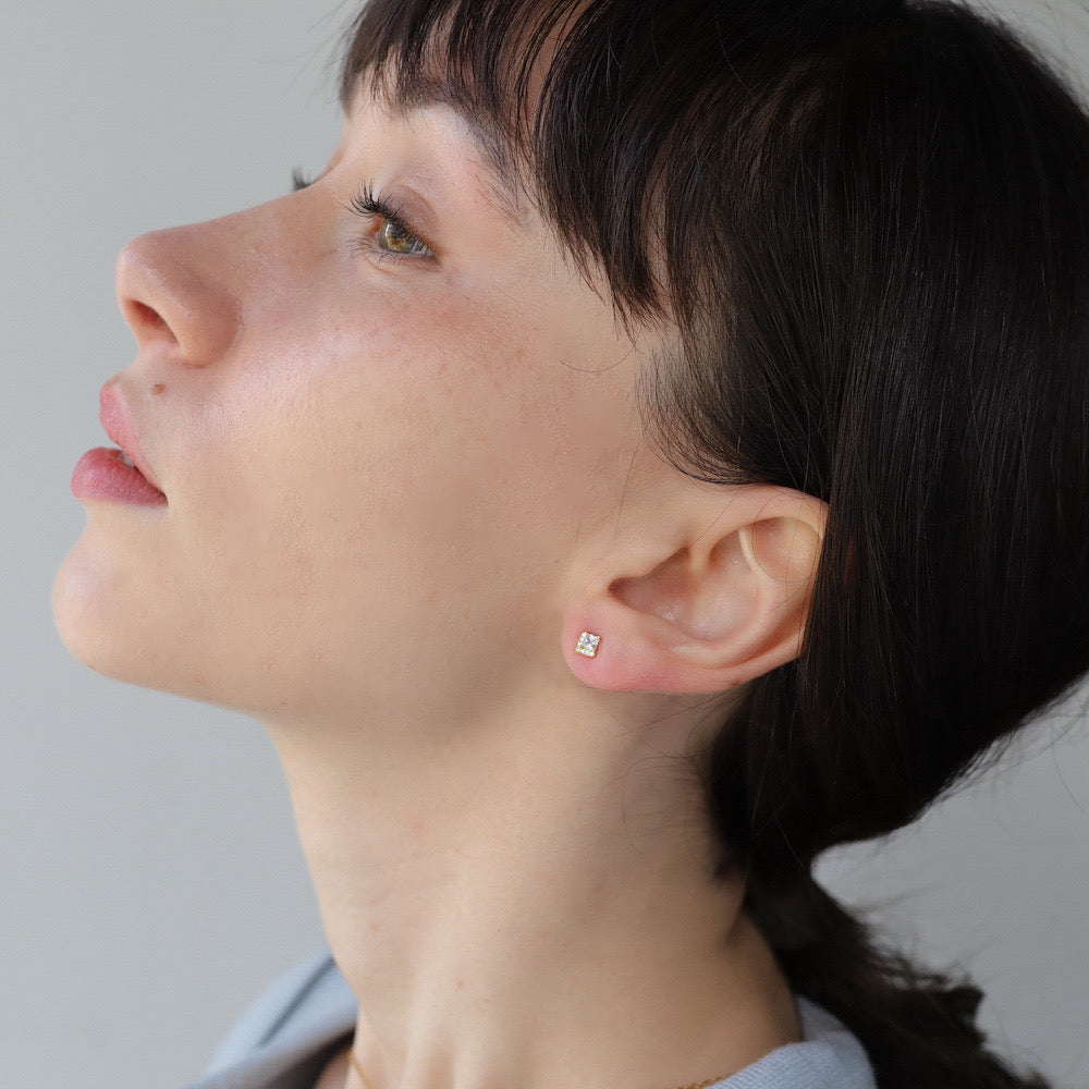 P461 silver925 square zirconia stud pierce