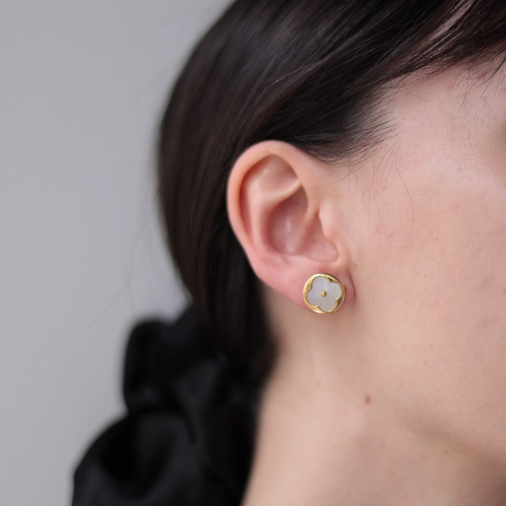 P060 2design flower shell pierce