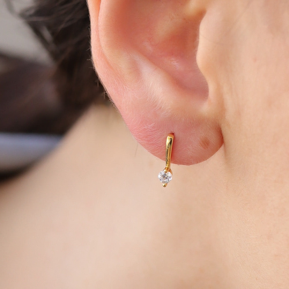 p459 silver925 zirconia minimum hook pierce
