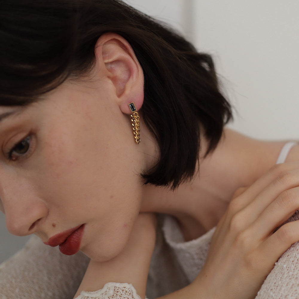 P159 stainless black zircon chain pierce