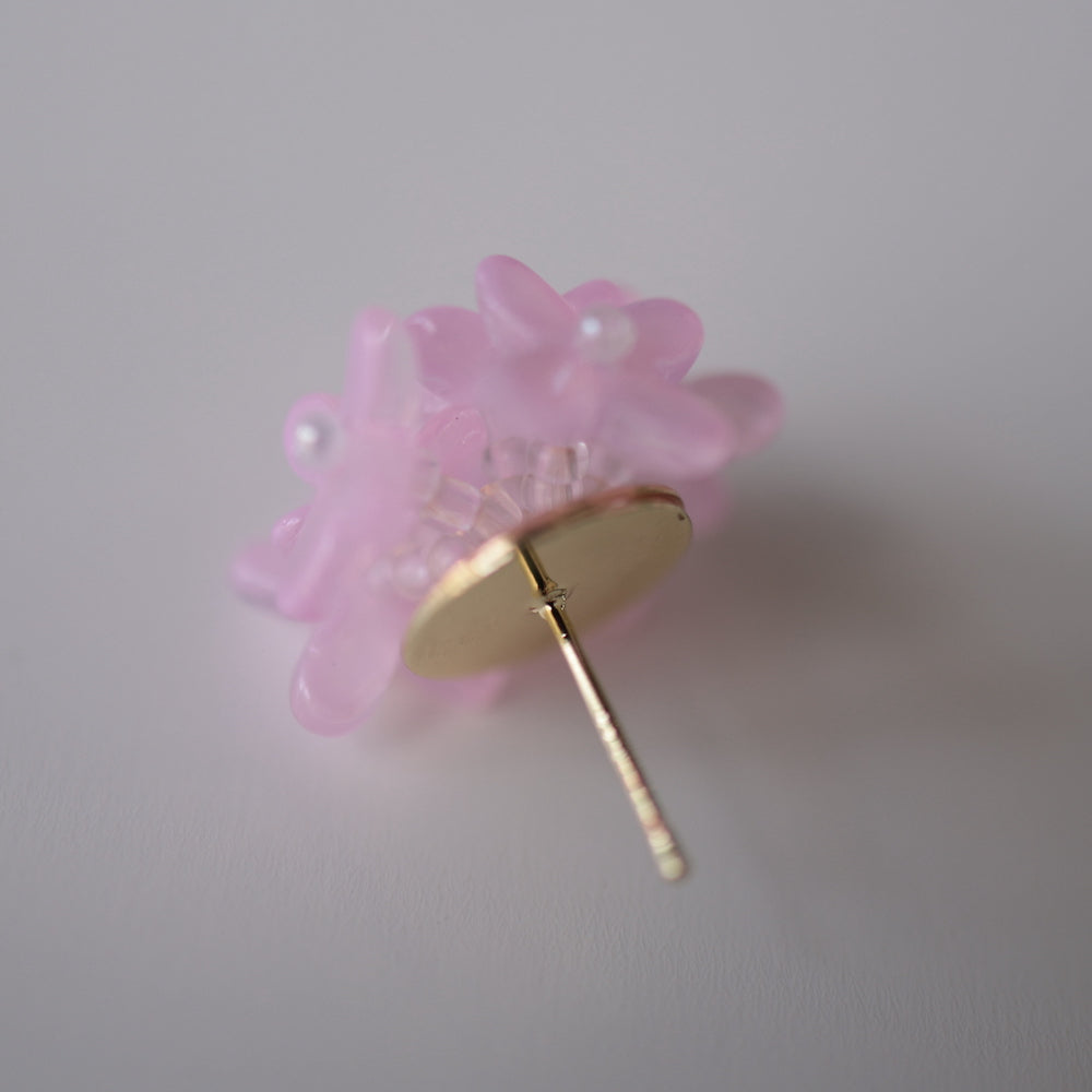 P271 handmade clear flower bead statement pierce