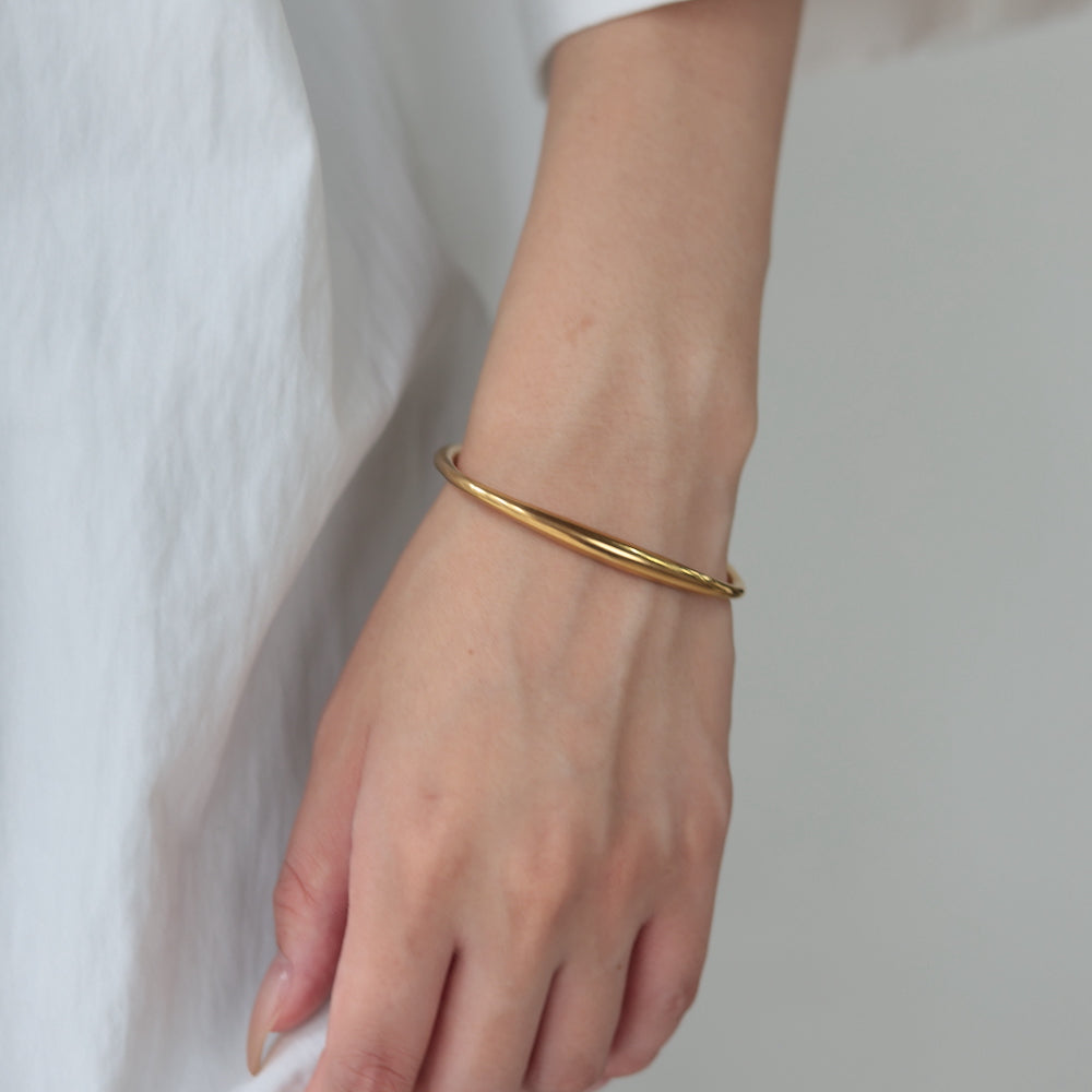 N221 stainless wave-design bangle