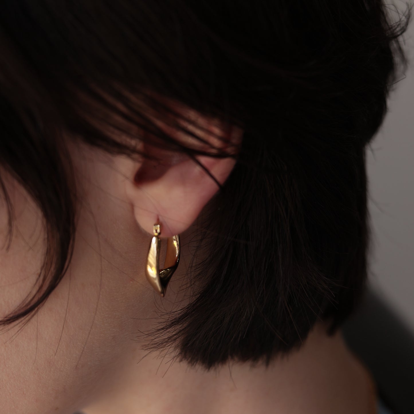 P275 stainless twist hoop pierce
